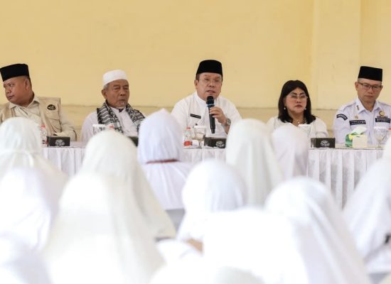 Wali Kota Wesly dan Ketua TP PKK Ny Liswati Hadiri Bimbingan Manasik Haji JCH Kota Pematangsiantar
