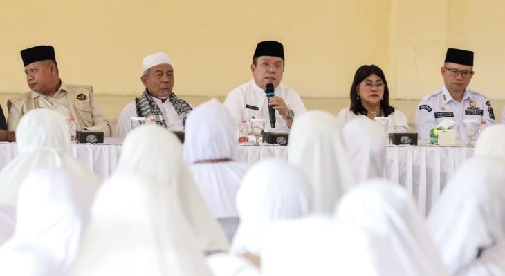 Wali Kota Wesly dan Ketua TP PKK Ny Liswati Hadiri Bimbingan Manasik Haji JCH Kota Pematangsiantar