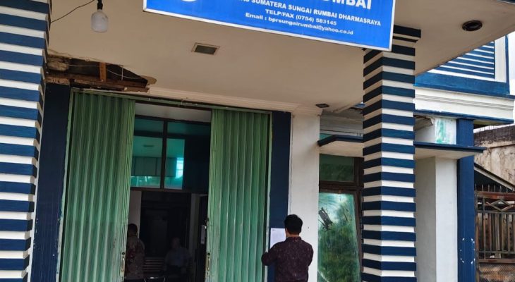 OJK Cabut Izin Usaha PT BPR Sungai Rumbai, LPS Siapkan Proses Likuidasi