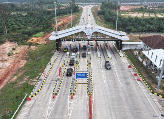 Pemerintah Dukung Hutama Karya Percepat Penyelesaian Jalan Tol Trans Sumatera
