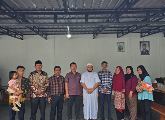 Kejari Deliserdang Didesak Bebaskan 4 Guru Honorer