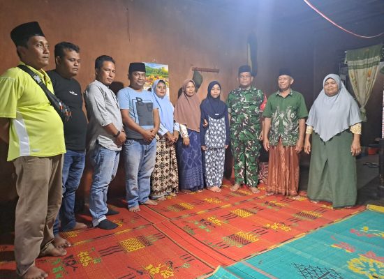 Wujud Solidaritas, Korwasis Madina Serahkan Donasi Duka Cita untuk Keluarga Almarhum Zakaria Siregar