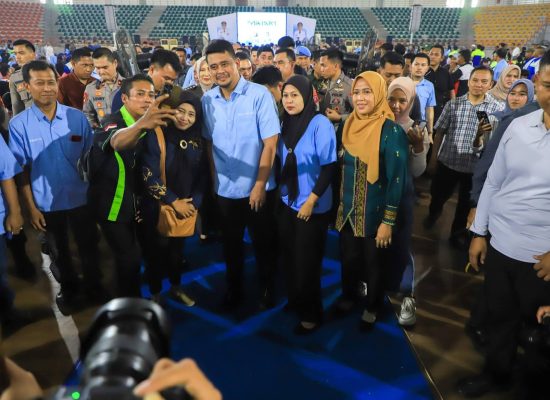 Wali Kota Wesly Diwakili Wakil Wali Kota Herlina Hadiri Peringatan May Day Bersama Gubernur Sumut Bobby Nasution