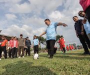 Wali Kota Wesly Kick Off Liga Sepak Bola Usia Dini, Diikuti 21 Sekolah