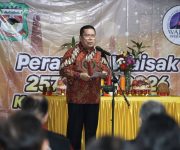 Wali Kota Wesly Buka Ritual Pradaksina Peringati Hari Raya Waisak