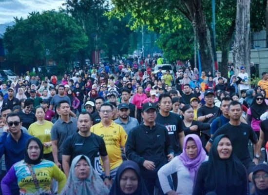 Rico Waas dan Forkopimda Berbaur di CFD Medan, Ribuan Warga Antusias Senam dan Joging Bersama