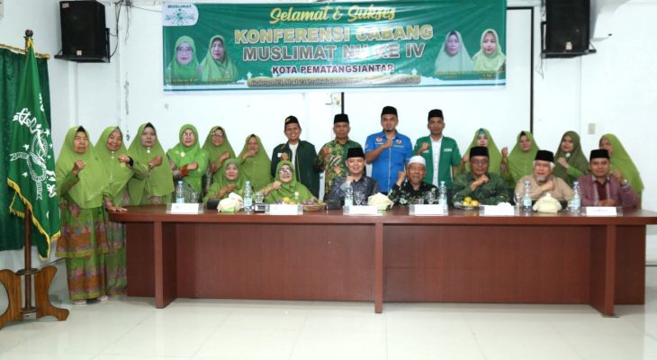 Wali Kota Wesly Diwakili Staf Ahli Hamdani Buka Konfercab IV PC Muslimat NU Pematangsiantar