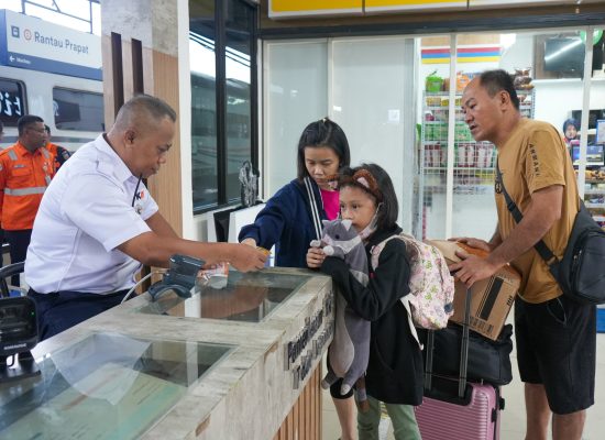 Mobilitas Meningkat, KAI Sumut Layani 221.254 Pelanggan dalam Sebulan