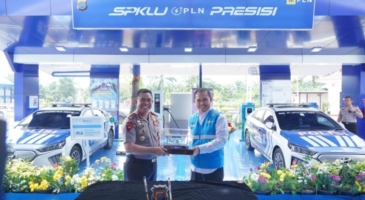 Kapolda Sumut Apresiasi Kemudahan PLN Mobile Saat Coba SPKLU Ultra Fast Charging PLN Presisi