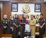 Bupati Tanah Karo Antonius Ginting Sambangi Kejati Sumut, Perkuat Sinergi dengan Aparat Penegak Hukum