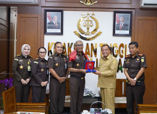 Bupati Tanah Karo Antonius Ginting Sambangi Kejati Sumut, Perkuat Sinergi dengan Aparat Penegak Hukum