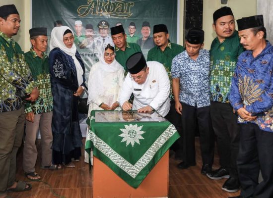 Wali Kota Wesly Resmikan Musholla Muslimat Muhammadiyah Tomuan