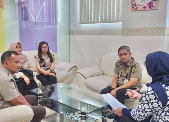 Percepat Penerimaan PBB, Kepala UPT V Bapenda Medan Sambangi Sampoerna Academy dan Komplek Citra Garden