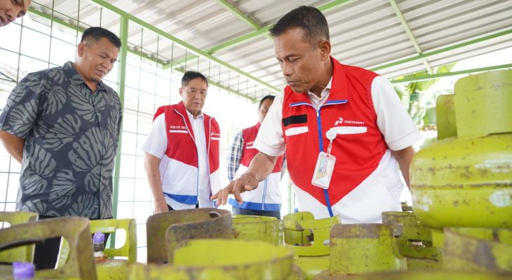 Komut dan Direktur Kepatuhan Pertamina Patra Niaga Tinjau SPBU hingga Terminal Energi di Sumbar