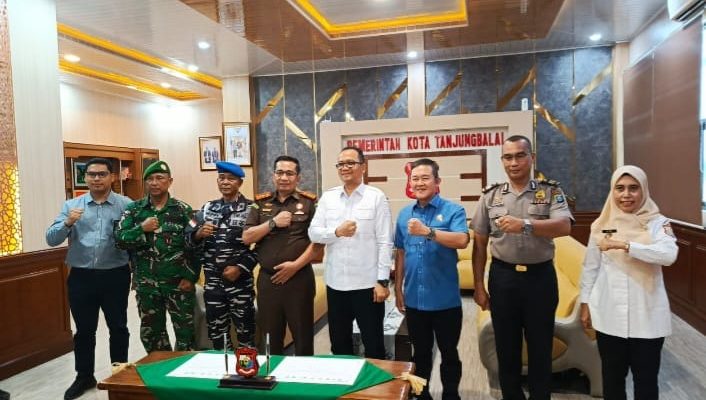Pemko Tanjungbalai dan Forkopimda Teken Komitmen SPMB Ramah 2026/2027, Wujudkan Penerimaan Siswa yang Bersih dan Transparan
