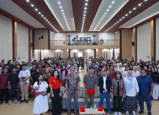 Tak Sekadar Passion, Raditya Dika dan Rizky Arief Kupas Kunci Sukses Monetisasi Bisnis di Universitas Pertamina