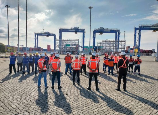 PMT Perkuat Budaya Keselamatan Kerja Lewat Safety Stand Down di Terminal Kuala Tanjung