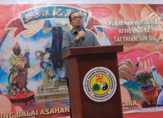 Wakil Wali Kota Tanjungbalai Hadiri Hari Ulang Tahun Dewa Ki Hu Ong Ya dan Ritual Bakar Replika Tongkang