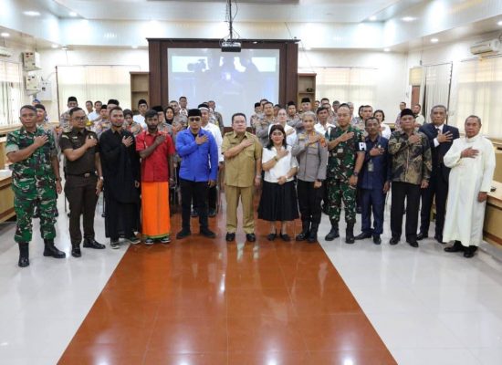 Wali Kota Wesly dan Ketua TP PKK Ny Liswati Hadiri Doa Bersama Lintas Agama Sambut Hari Bhayangkara