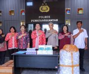 Wali Kota Wesly Serahkan 1.000 Alat Tes Urine ke Polres Pematangsiantar