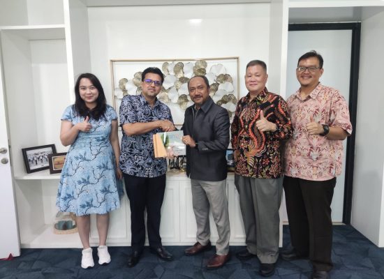 BNCT Berikan Best Customer Award kepada CMA, Apresiasi Kontribusi terhadap Pertumbuhan Arus Peti Kemas Belawan
