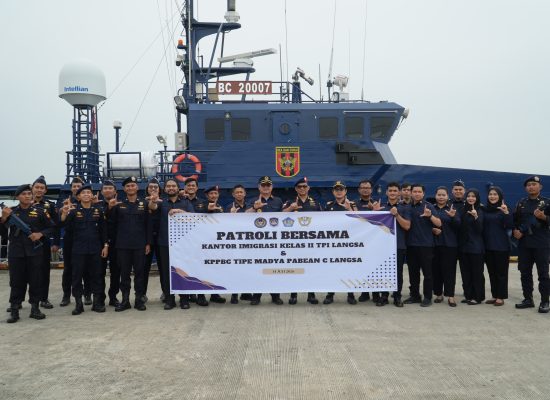 Perkuat Pengawasan Perbatasan, Bea Cukai Langsa dan Imigrasi Gelar Patroli Laut Terpadu di Pesisir Timur Aceh
