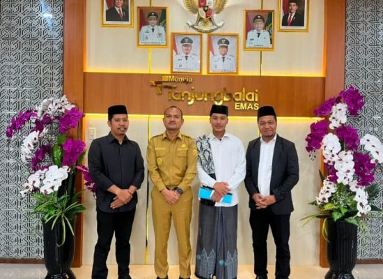 Wali Kota Tanjungbalai Lepas Putra Daerah Kuliah ke Universitas Al-Ahgaff Yaman