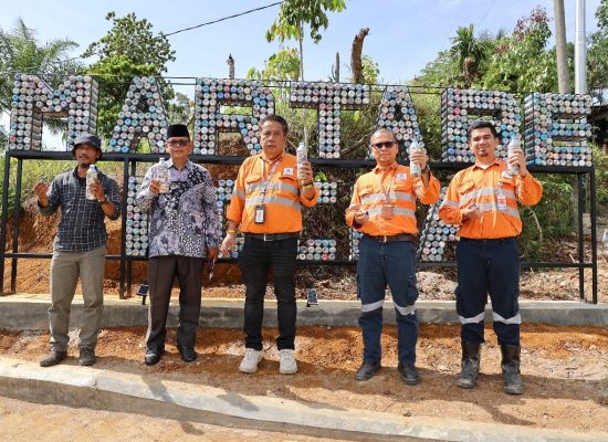 Libatkan Masyarakat Kelola Sampah Plastik, PT Agincourt Resources Bangun Taman Ecobrick di Batang Toru