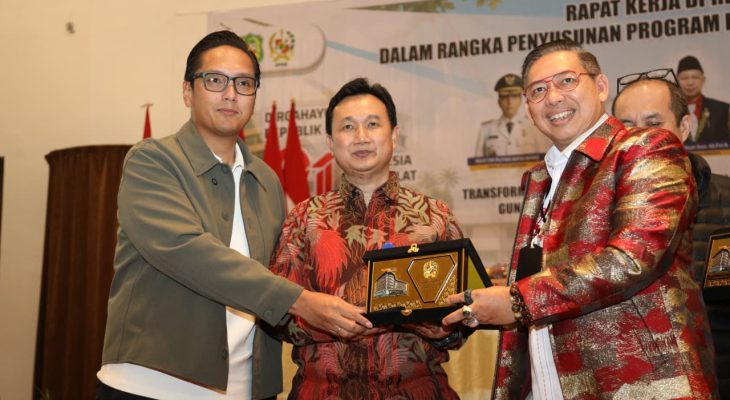 Percepat Pertumbuhan Ekonomi, Rico Waas Dorong Penguatan Sinergi Pemko-DPRD Medan