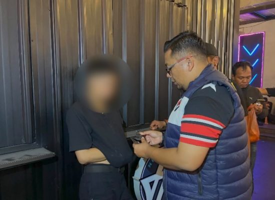 Polisi Gerebek Helen’s Night Mart, Pengedar Vape Narkoba Ditangkap