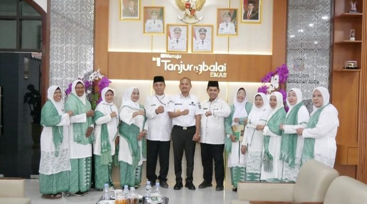 Wali Kota Tanjungbalai Terima Audiensi PD Muslimat Al Washliyah, Perkuat Sinergi Wujudkan Tanjungbalai EMAS