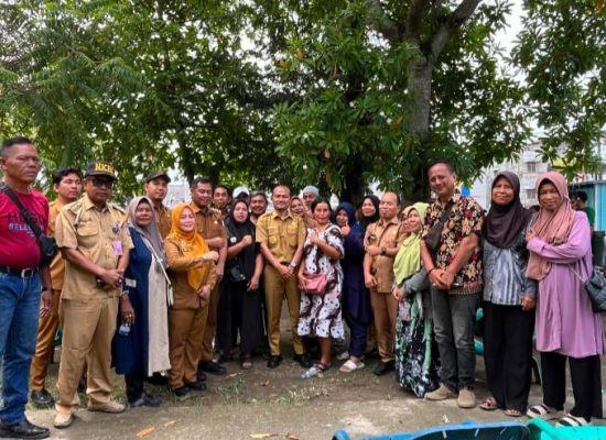 Wali Kota Tanjungbalai Tegaskan Tak Ada Larangan Berjualan di Alun-alun Sultan Abdul Jalil Rahmadsyah