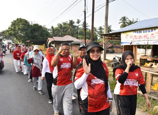 Ratusan Peserta Padati Jalan Santai Panyabungan Utara, Forkopimcam Ajak Jaga Kebersamaan