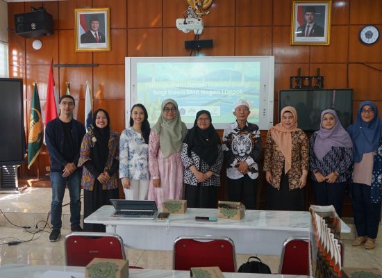 Tak Cukup dari Buku, Dosen UPER Kenalkan Transisi Energi lewat Pembelajaran Berbasis Proyek