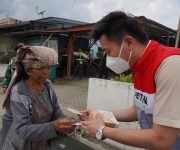 Erupsi Gunung Sinabung, Pertamina Salurkan 5.695 Masker untuk Warga Karo