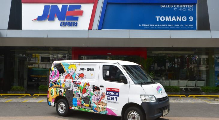 Sambut HUT ke-36, JNE Hadirkan Kolaborasi Eksklusif dengan Semangat Kreatif “Melesat Hebat”