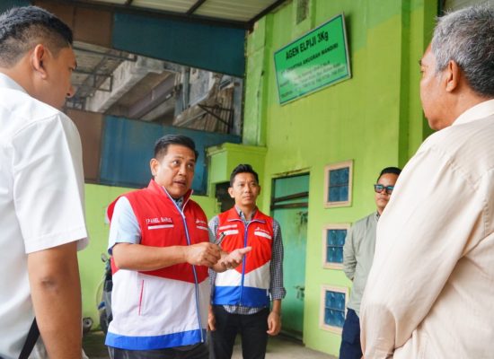 Komisaris Pertamina Patra Niaga Tinjau Agen LPG di Batam, Pastikan Kesiapan Penyaluran LPG 3 Kg untuk KDKMP