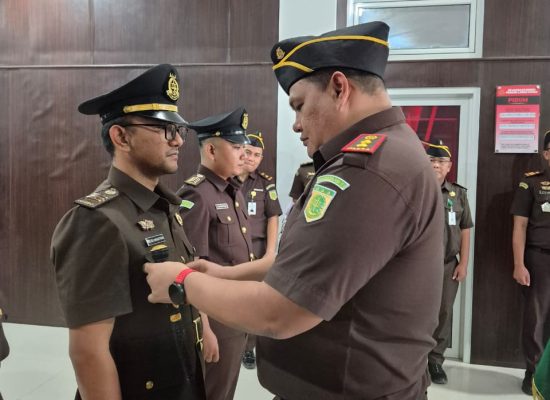 Reza Surya Mardhika Dilantik Jadi Kasi PAPBB Kejari Paluta